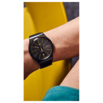 SWATCH SUOB404